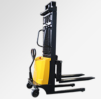 半電動堆高車的產(chǎn)品性能介紹